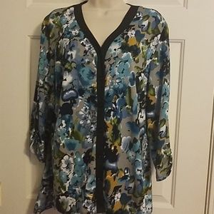 Notations Tunic Floral Top